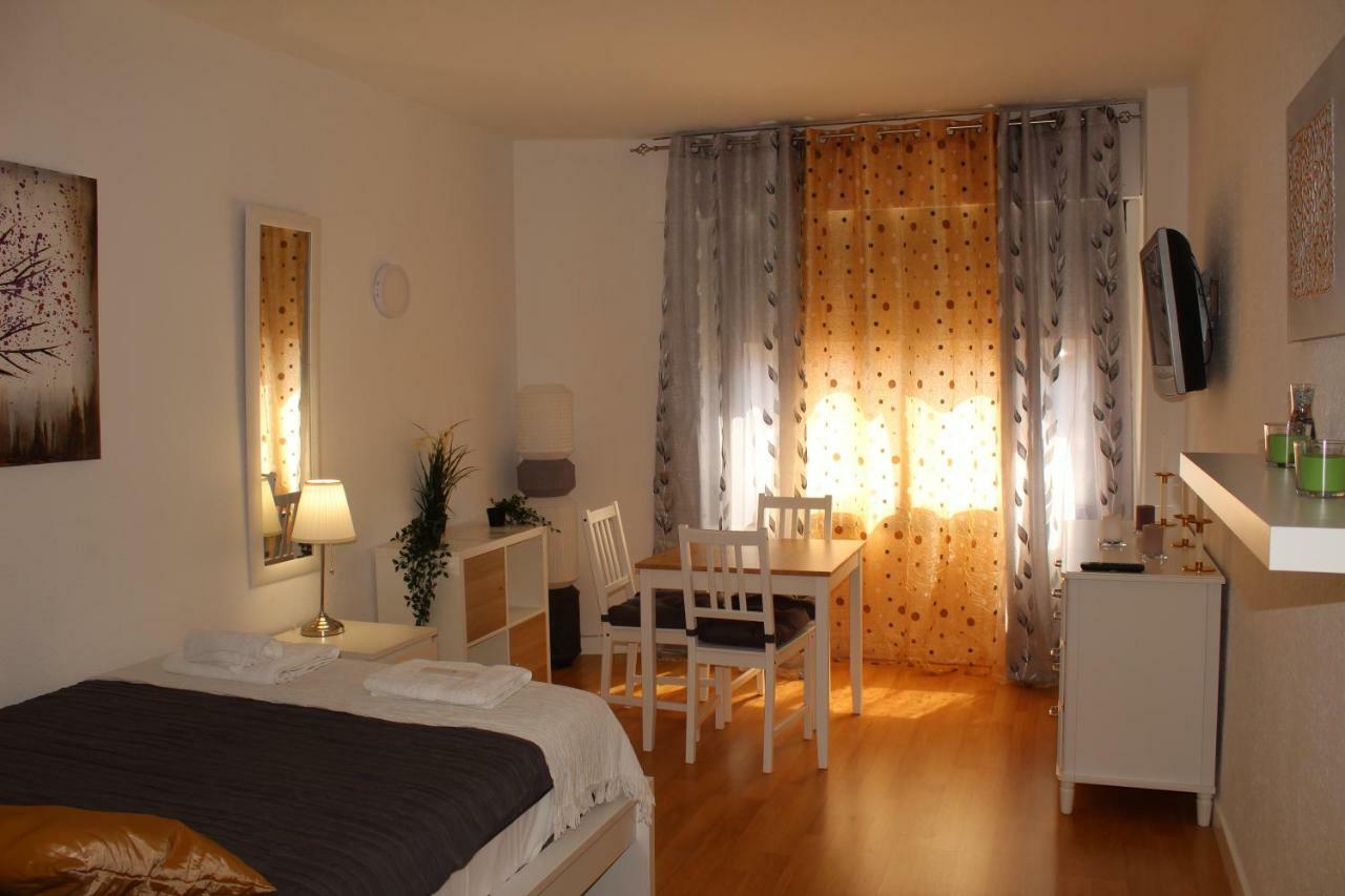 Resitur Luxury Suit 2 Севилья Экстерьер фото